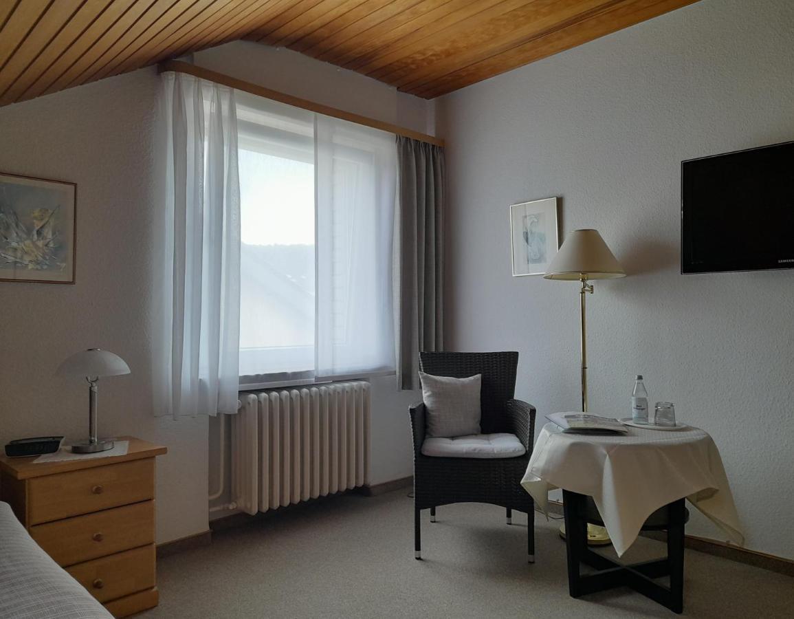 Ferienwohnung Und Gaestezimmer Iburgblick Bad Driburg Exterior photo